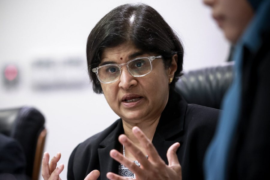 01 ambiga 1509427541